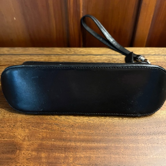 Isabella Fiore wristlet